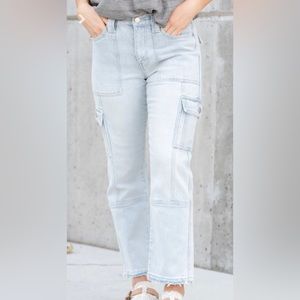 Kancan Winston Cargo Light Wash Denim Jeans Style KC7843L Size 7/27